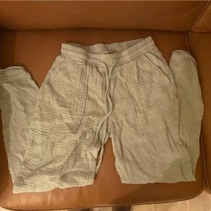 XS linen sage pants